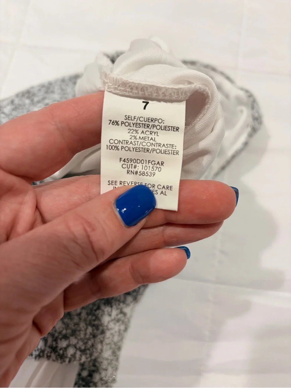 Speechless Gray Sparkle Knit Top with White Tag Detail
